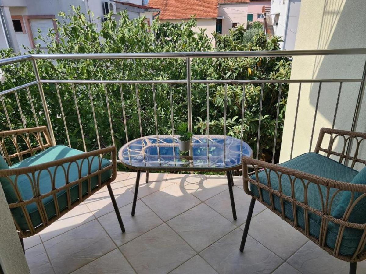Villa Neda Vodice Exteriör bild