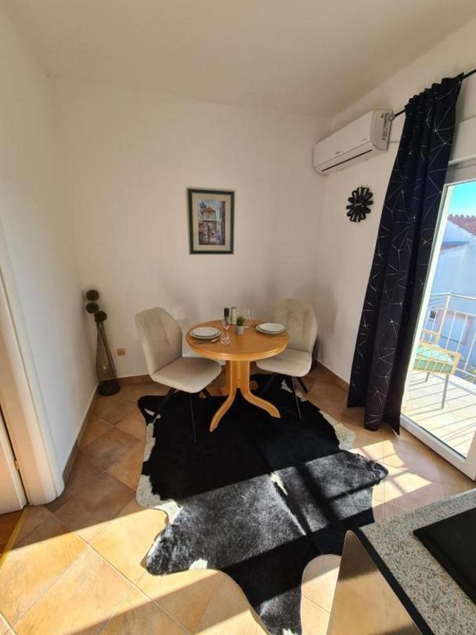 Villa Neda Vodice Exteriör bild