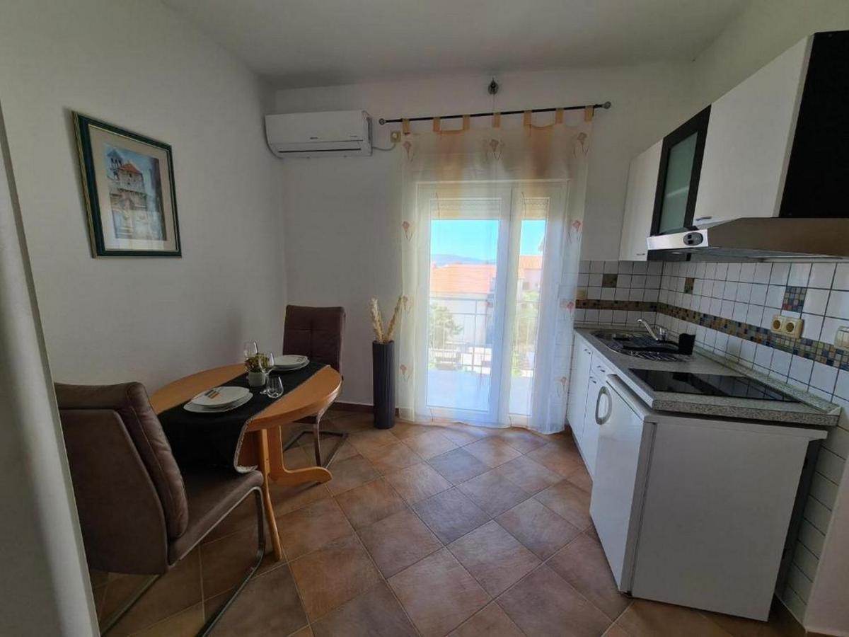 Villa Neda Vodice Exteriör bild